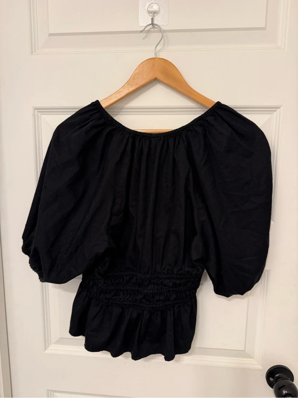 Old Navy Black Ruched Puff Sleeve Peplum Top M
